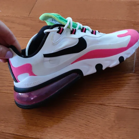 Women Nike sneakers - Picture 5 of 7